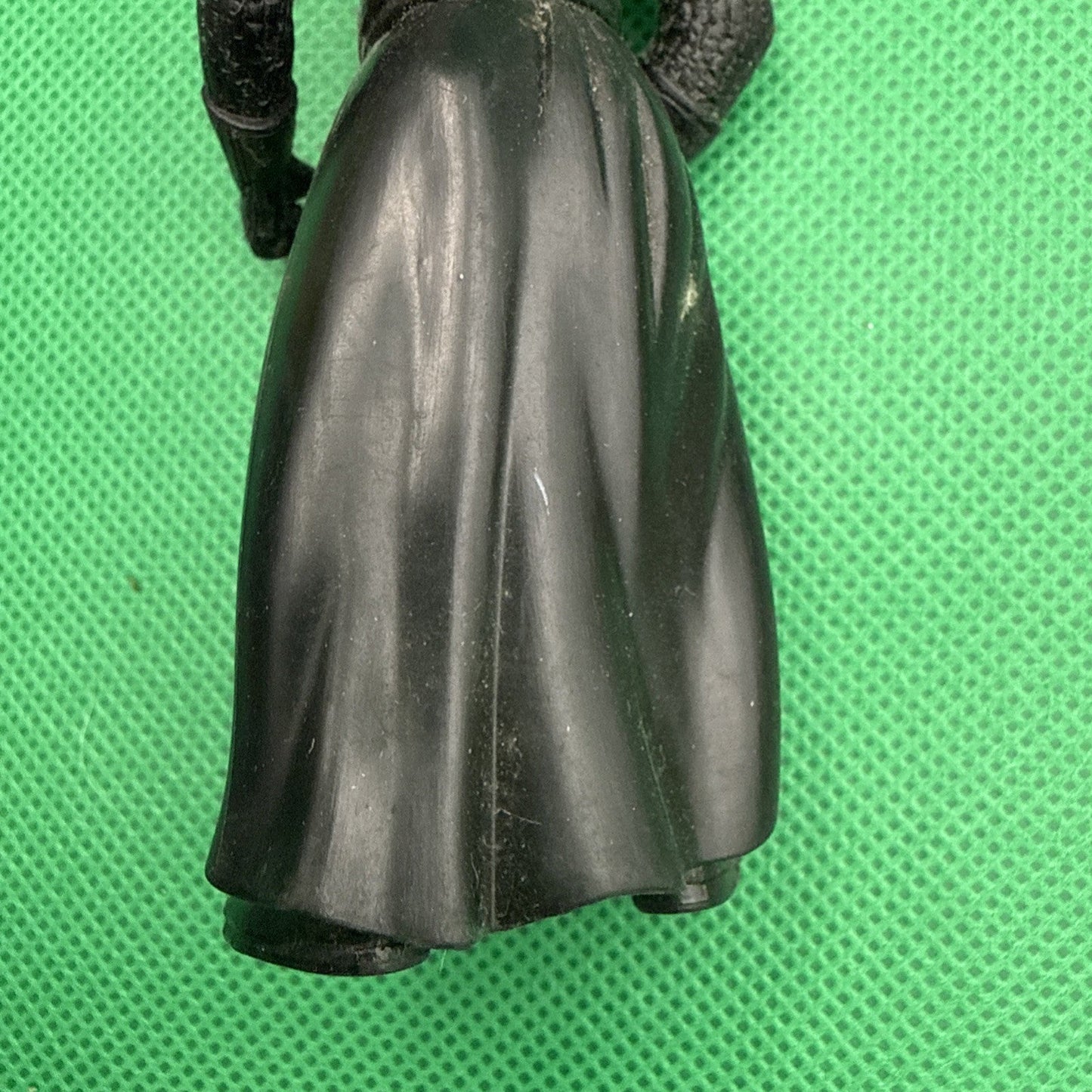 Vintage 1997 Kenner DARTH VADER Star Wars POTF **Missing Helmet** - toyscardscomics