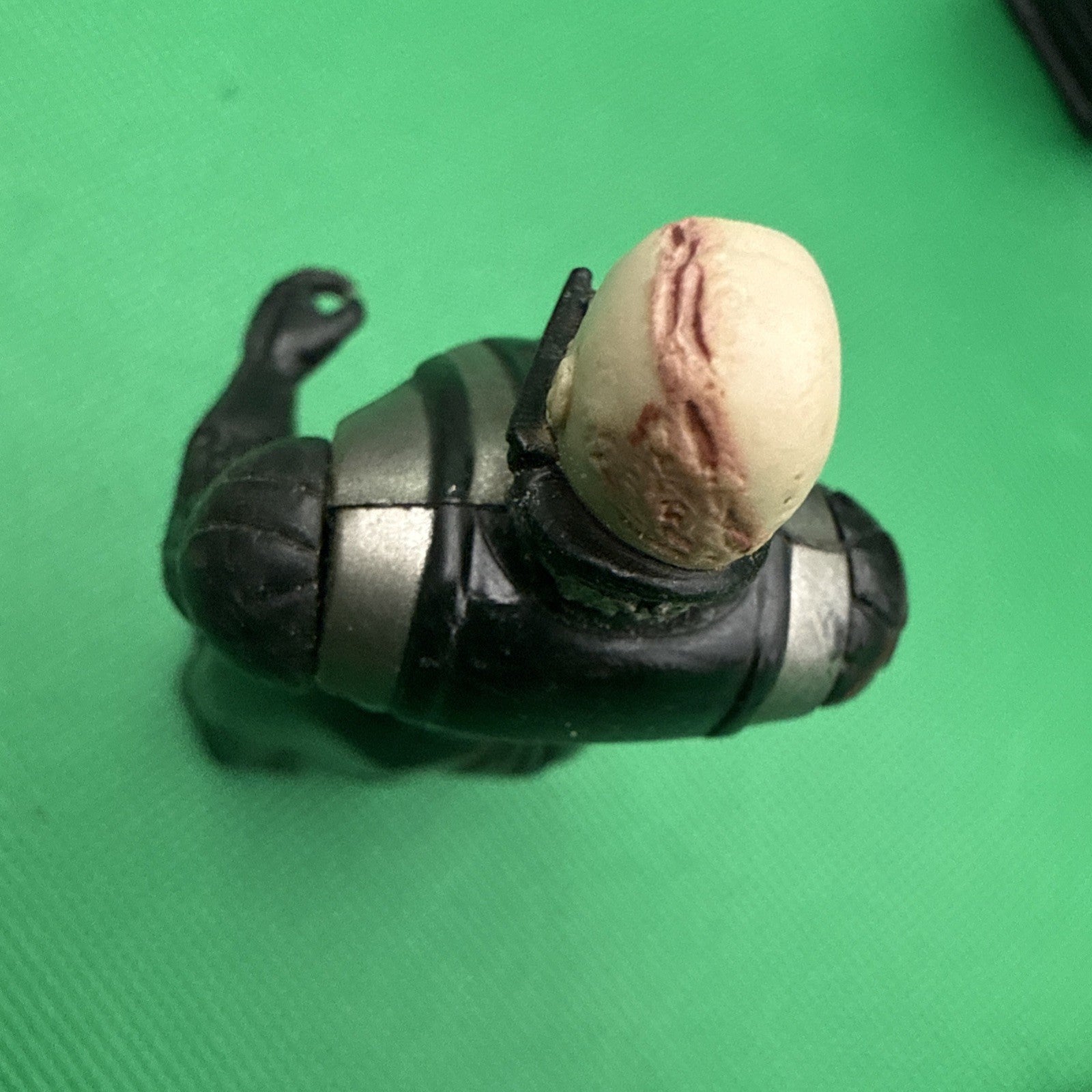 Vintage 1997 Kenner DARTH VADER Star Wars POTF **Missing Helmet** - toyscardscomics