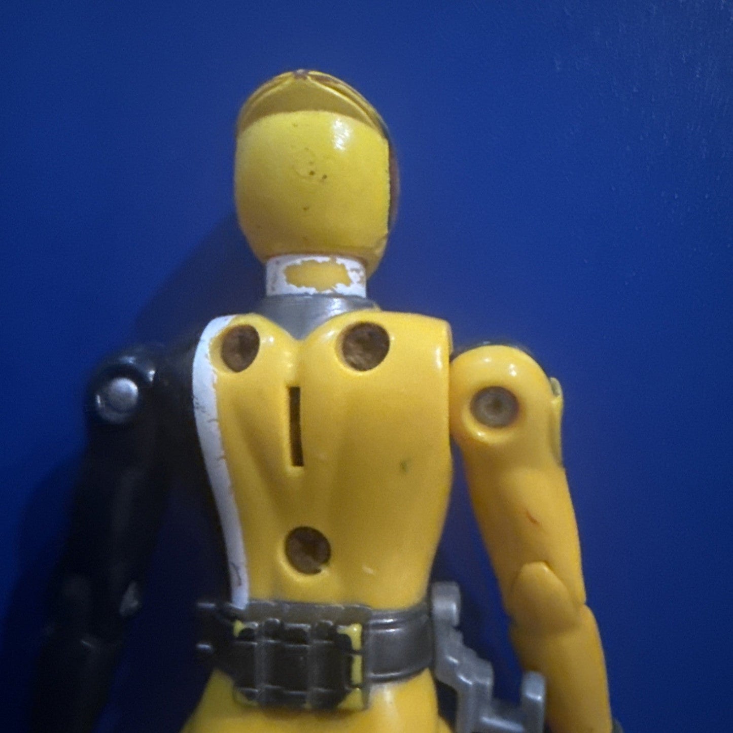 Vintage Bandai Yellow Power Ranger 5 - 1/2” Vinyl Figure - toyscardscomics