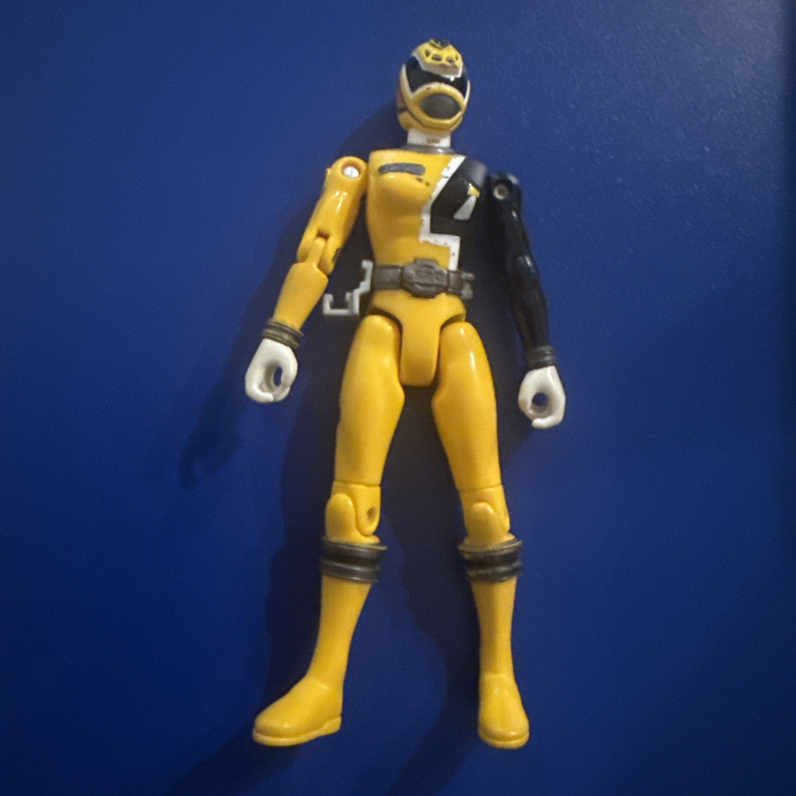 Vintage Bandai Yellow Power Ranger 5 - 1/2” Vinyl Figure - toyscardscomics