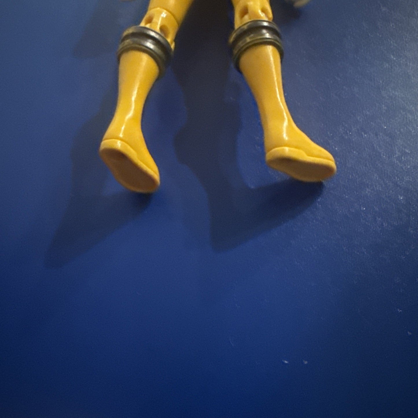 Vintage Bandai Yellow Power Ranger 5 - 1/2” Vinyl Figure - toyscardscomics