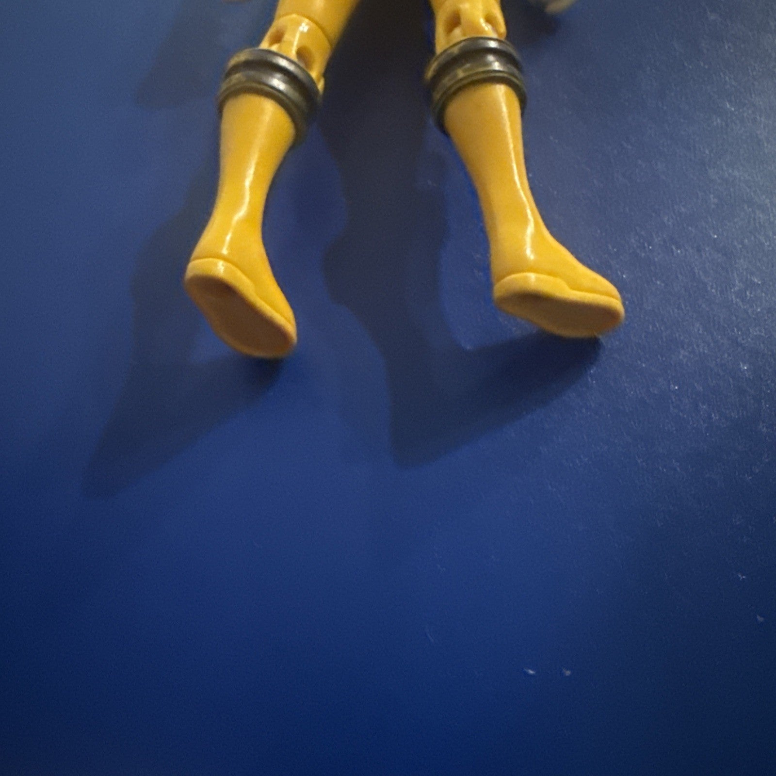 Vintage Bandai Yellow Power Ranger 5 - 1/2” Vinyl Figure - toyscardscomics