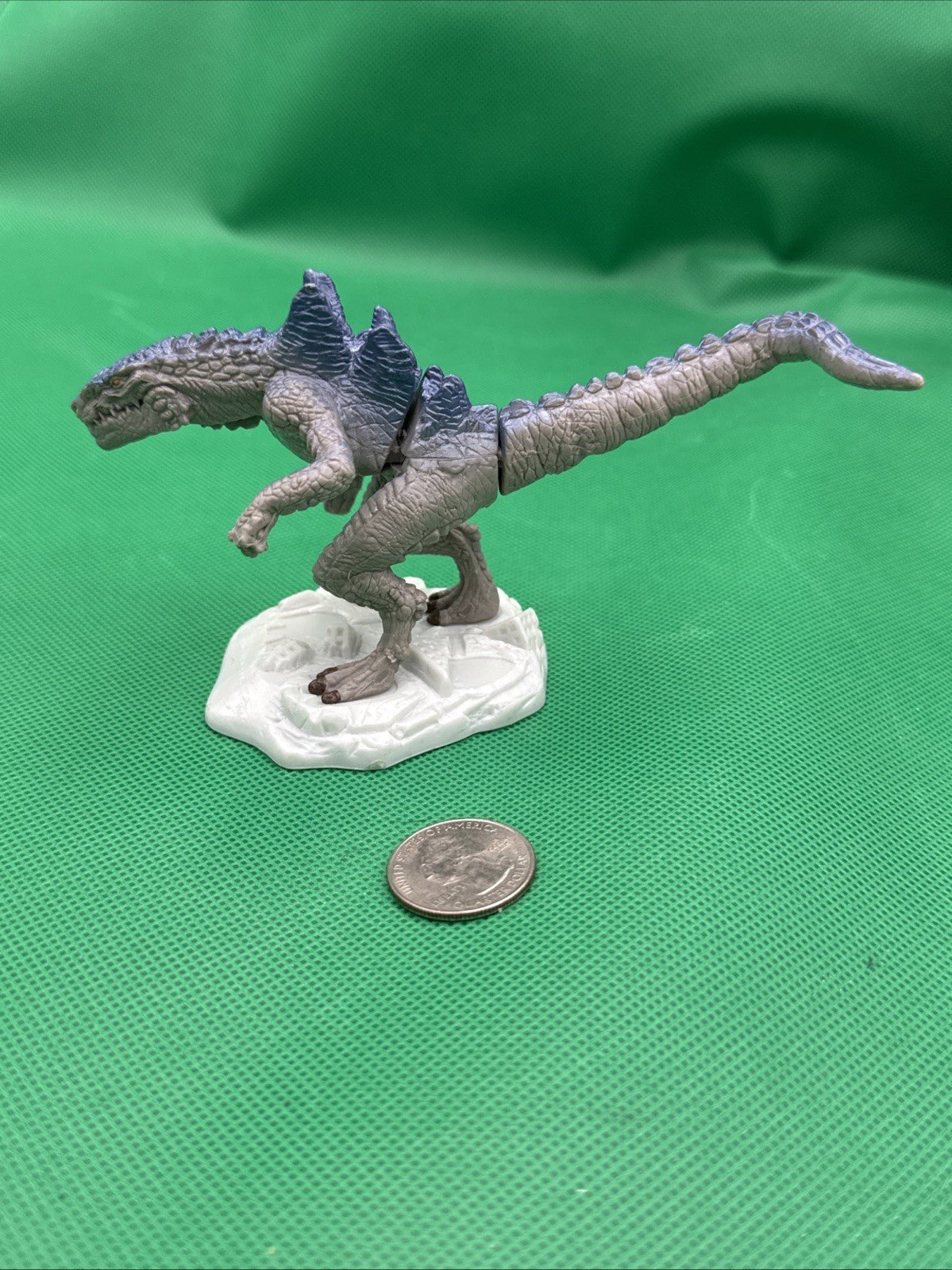 Vintage Godzilla Toy 1998 Taco Bell Limited Edition - toyscardscomics