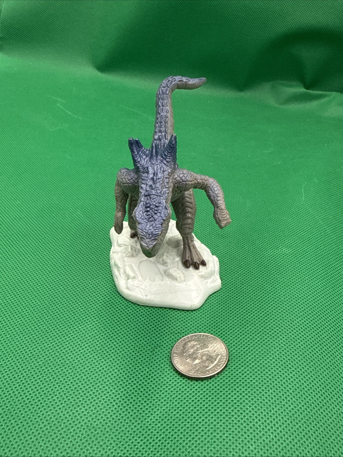 Vintage Godzilla Toy 1998 Taco Bell Limited Edition - toyscardscomics
