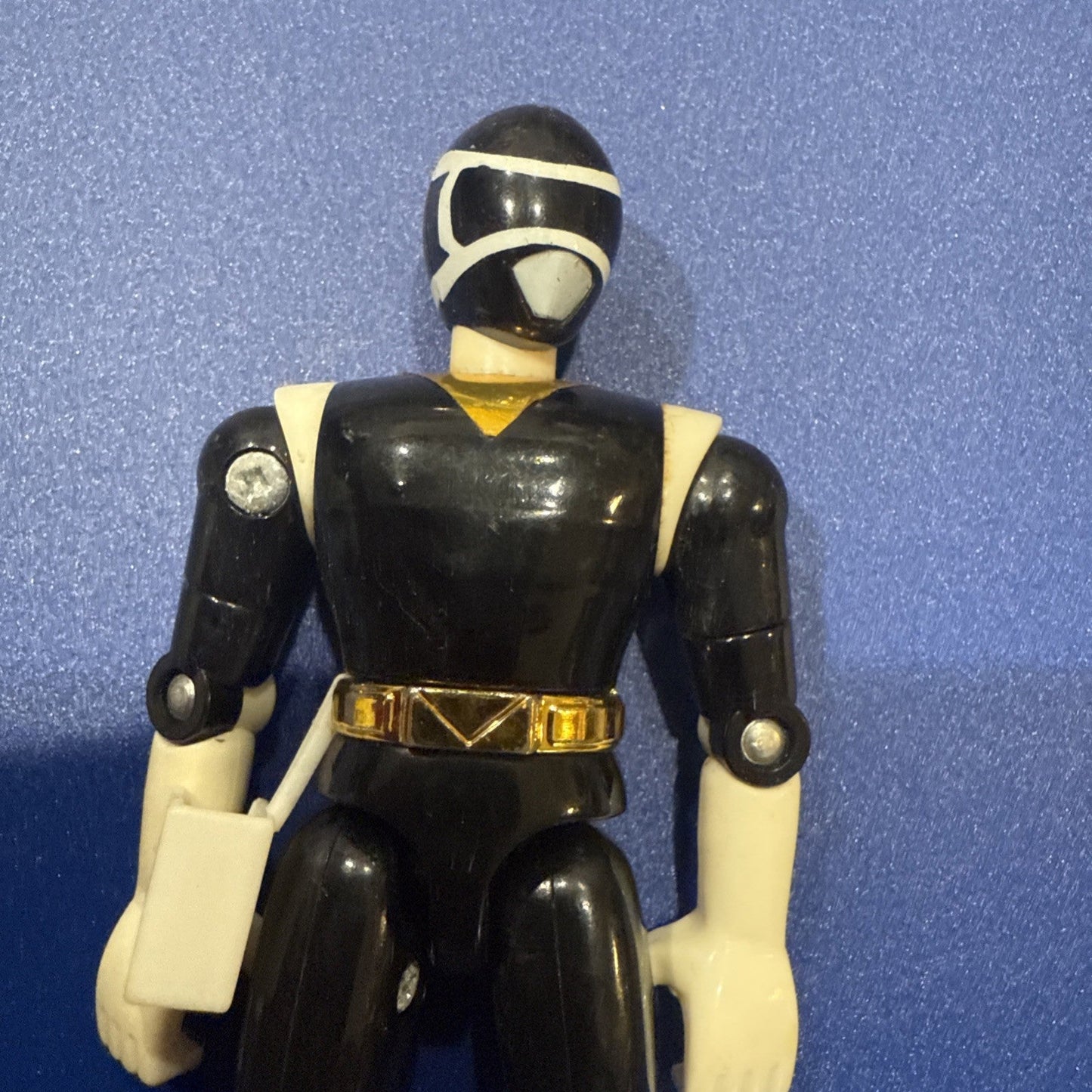 Vintage Power Rangers 1997 Black Ranger Action Figure Bandai MMPR - toyscardscomics