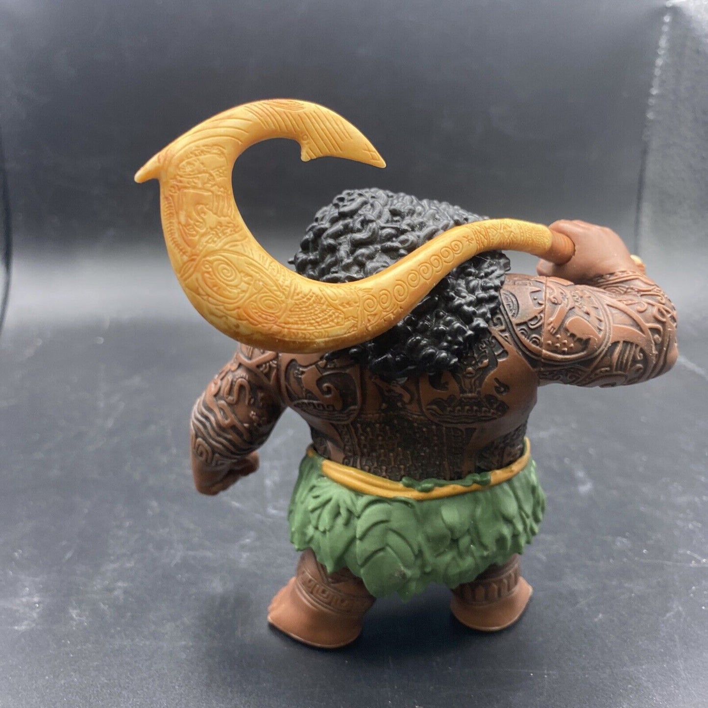 Walt Disney Moana Maui PVC Figure Jakks 4" Demi - God Fish Hook Preowned - toyscardscomics