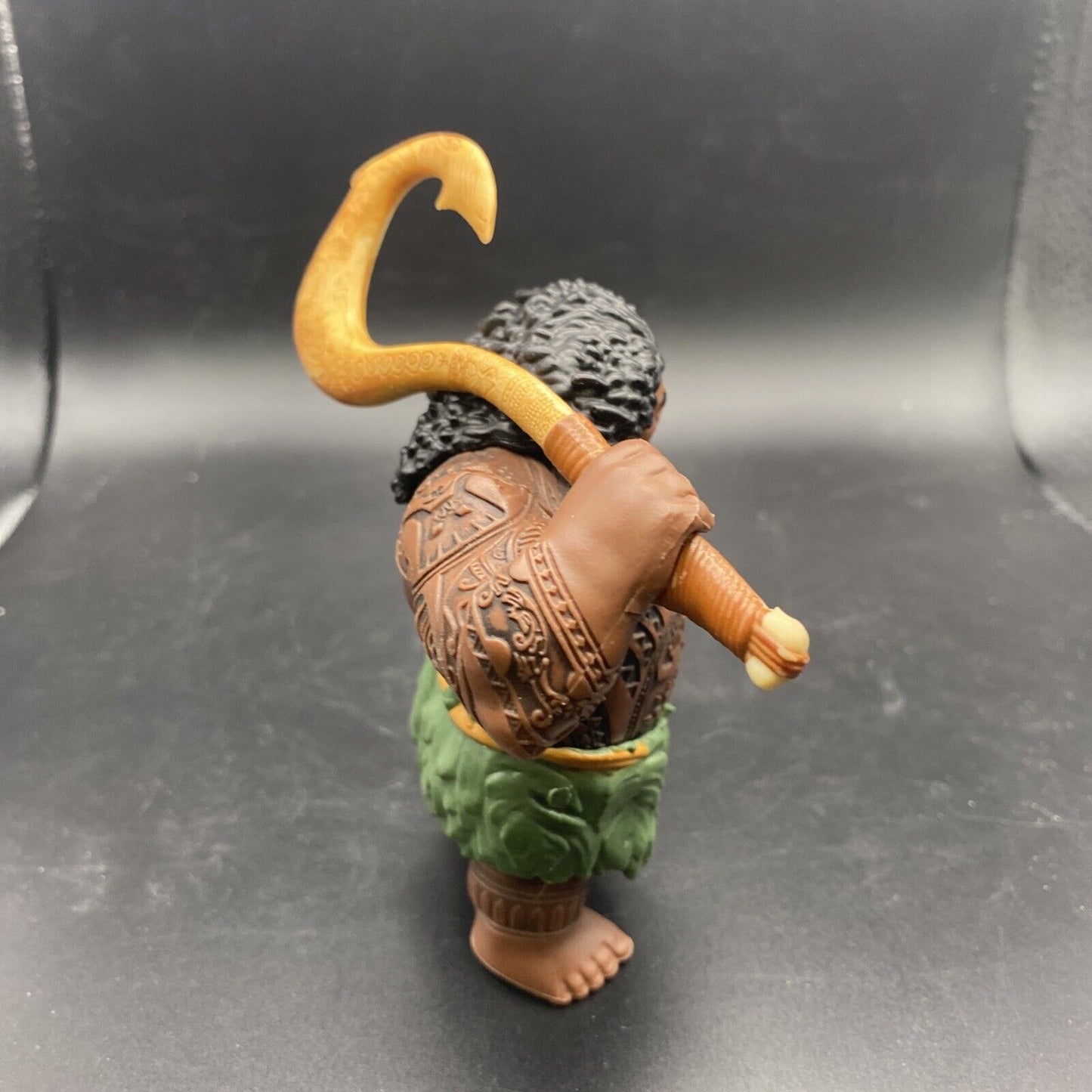 Walt Disney Moana Maui PVC Figure Jakks 4" Demi - God Fish Hook Preowned - toyscardscomics