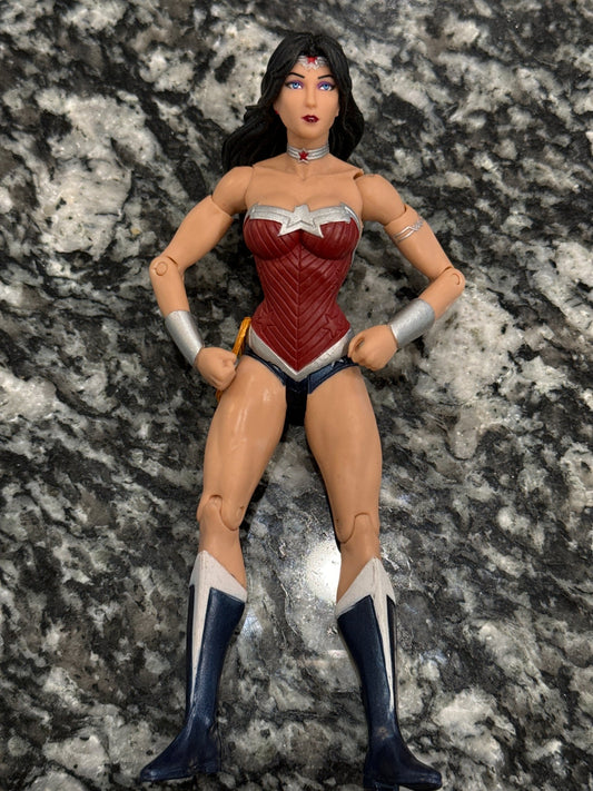 Wonder Woman Action Figure WW DC Comics Collectibles Statue Deluxe Edition A24a - toyscardscomics