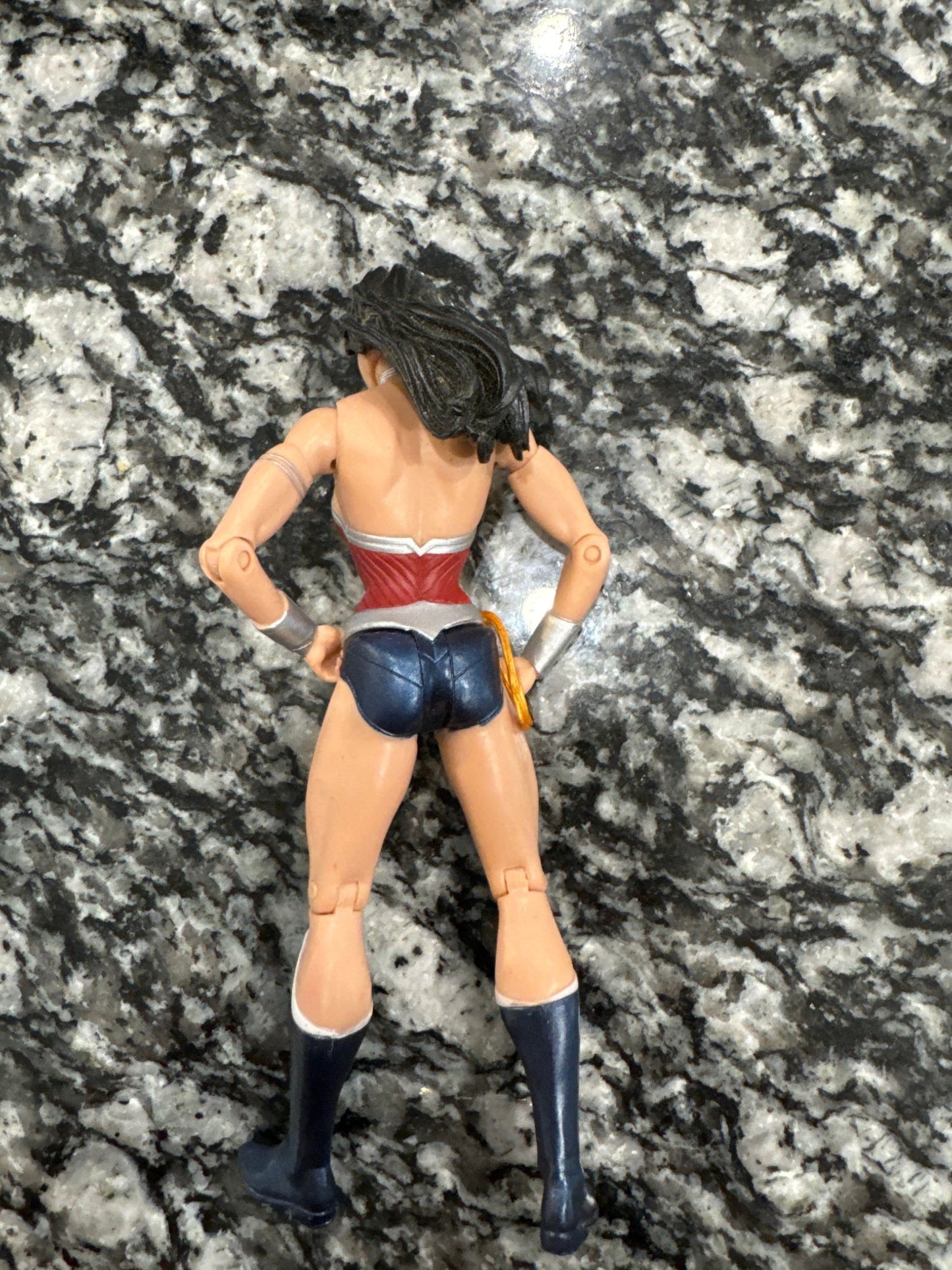 Wonder Woman Action Figure WW DC Comics Collectibles Statue Deluxe Edition A24a - toyscardscomics