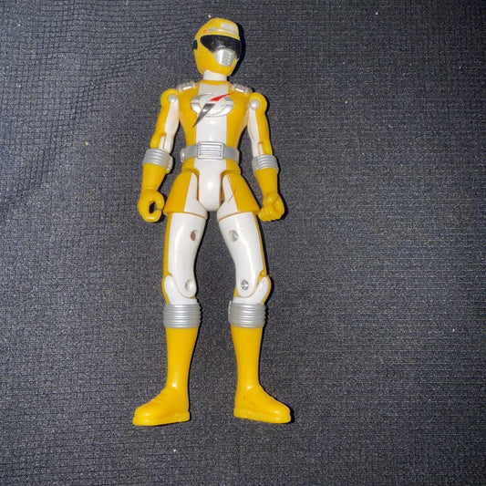 Yellow Ranger 5.5" Bandai 2006 Action Figure Power Rangers Operation Overdrive - toyscardscomics