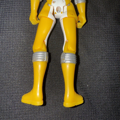 Yellow Ranger 5.5" Bandai 2006 Action Figure Power Rangers Operation Overdrive - toyscardscomics
