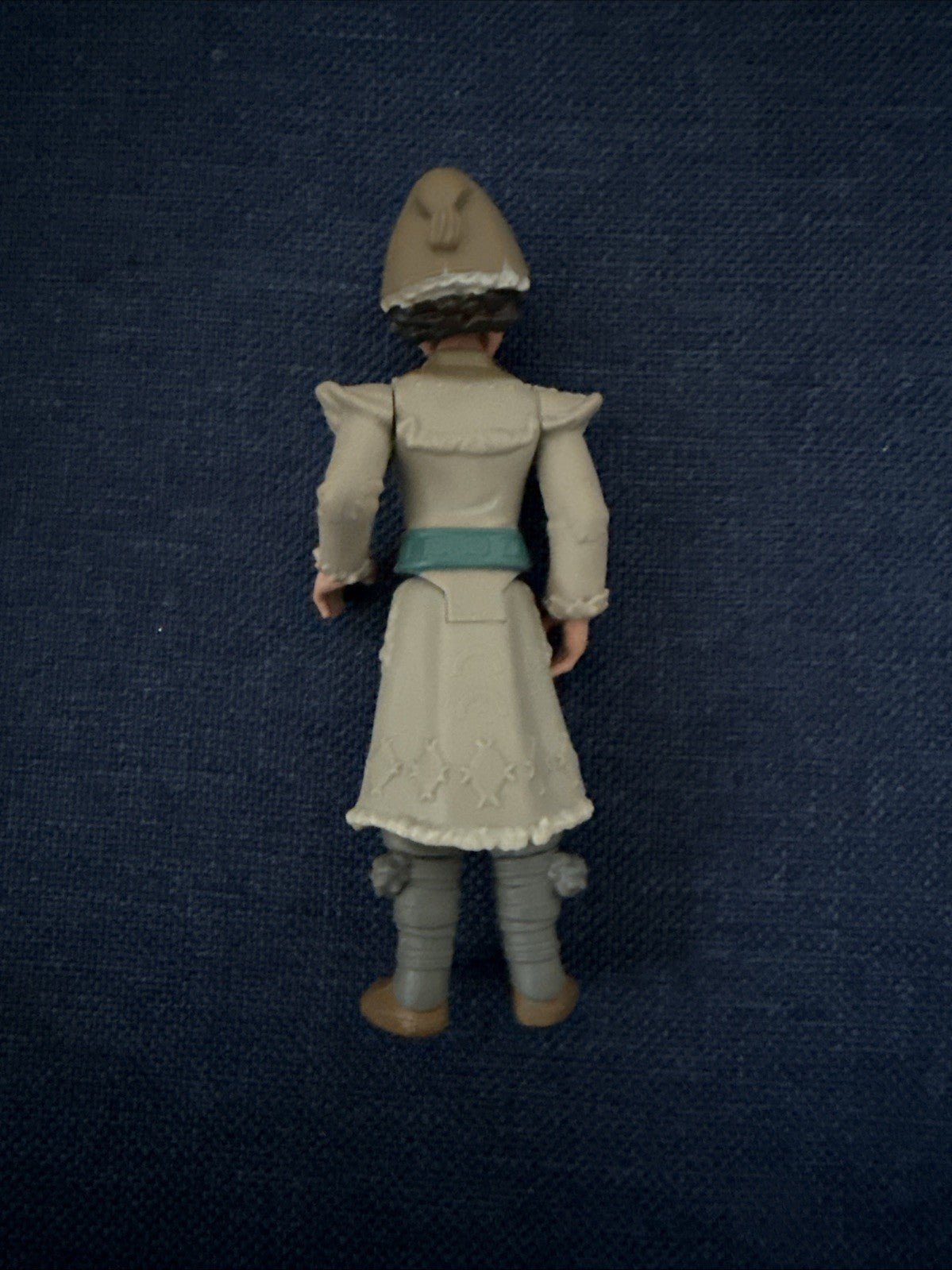 YOUNG WINTER BOY DISNEY FROZEN 2 - 4” ACTION FIGURE PLASTIC TOY (PRE - OWNED) - toyscardscomics