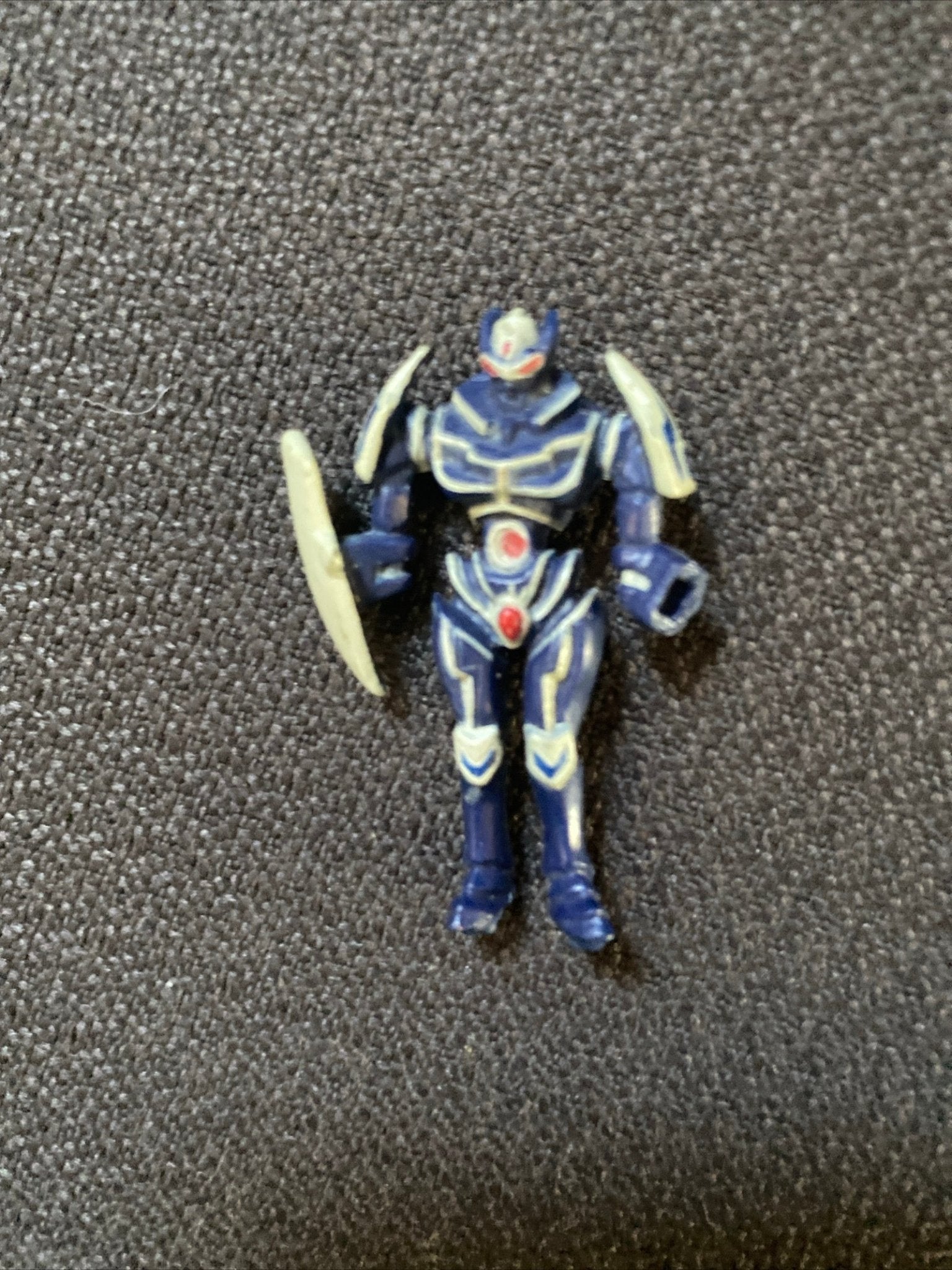 Yu - Gi - Oh 2" Plastic Gearfried The Iron Knight Action Figure small￼ - toyscardscomics